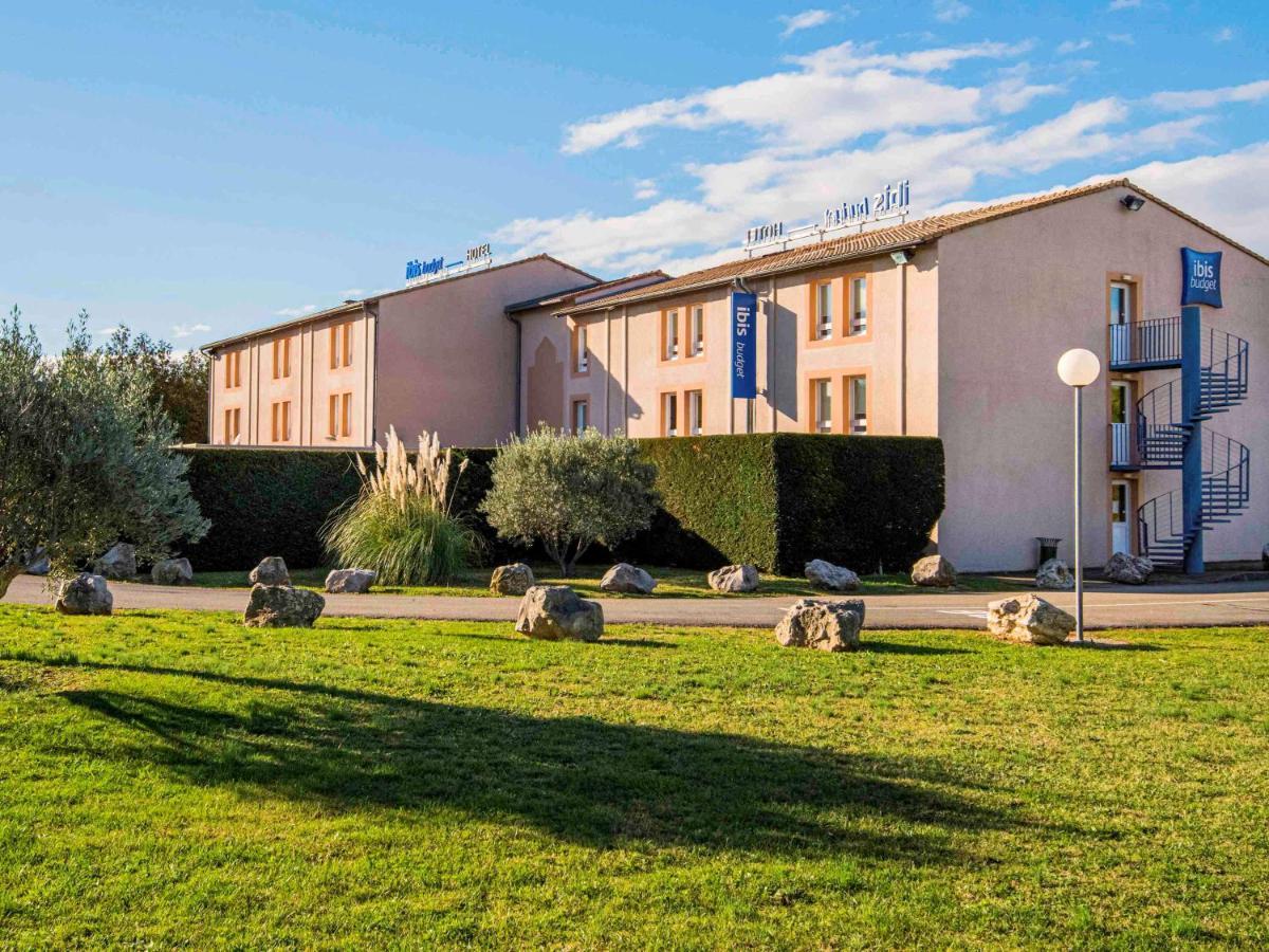 Ibis Budget Bollene Bagian luar foto