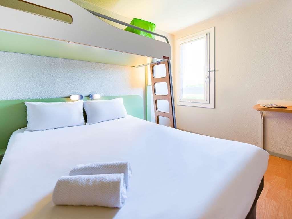 Ibis Budget Bollene Ruang foto